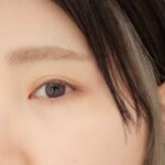 人_女性の目の部分のアップ